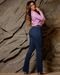 Calça Jeans Flare Feminina Cintura Alta Detalhes Costuras 23179 Escura Consciência - Marca Consciência