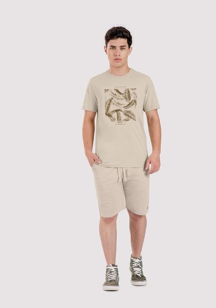 Camiseta Juvenil em Malha com Estampa Folhagens - Marca Fico