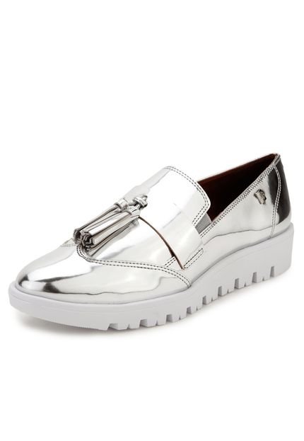 Mocassim Flatform Loucos e Santos Tassel Prata - Marca Loucos e Santos