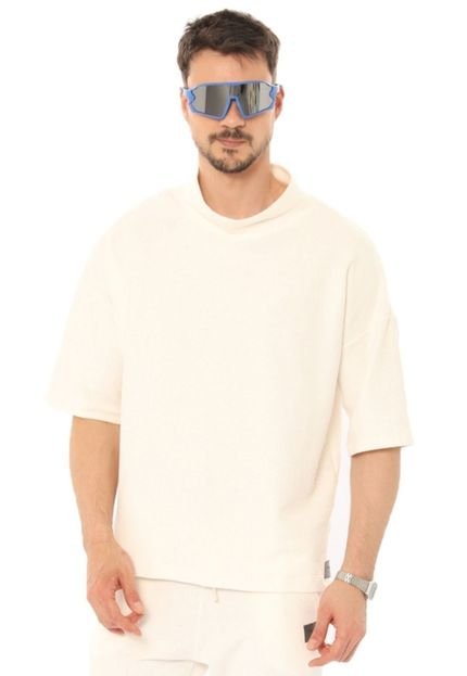 Camiseta Oversized Gola Alta Brohood Moletom Com Textura Off-white - Marca Brohood
