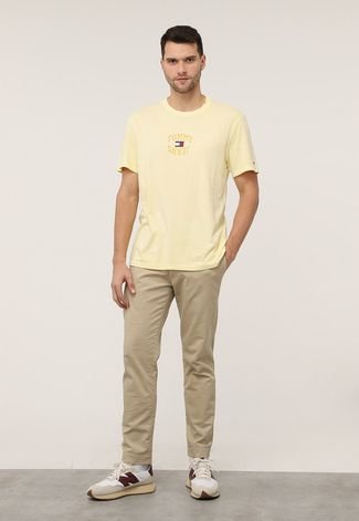 Camiseta Tommy Jeans Logo Amarela