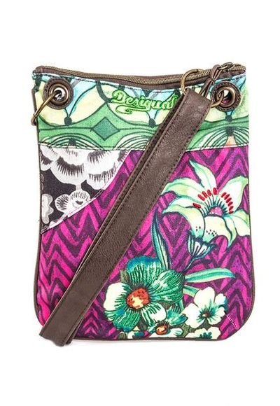 Dafiti clearance carteras desigual