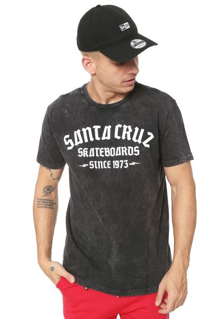 Camiseta Santa Cruz Gothica Grafite - Marca Santa Cruz