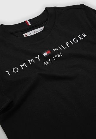 Camiseta Tommy Hilfiger Slim Logo Preta
