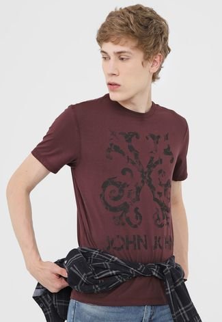 Camiseta John John Logo Vinho - Compre Agora