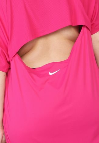 Camiseta Plus Size Nike Icon Clash Mil Rosa
