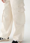 Calça Sarja TOPSHOP Wide Leg Cargo Off-White - Marca TOPSHOP