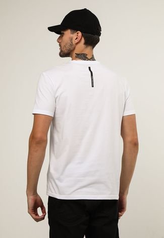 Camiseta Masculina Savage - Calvin Klein Jeans - Branco - Shop2gether