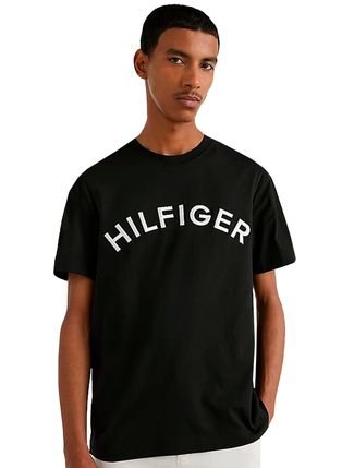 Camiseta Tommy Hilfiger Preta Básica Masculino