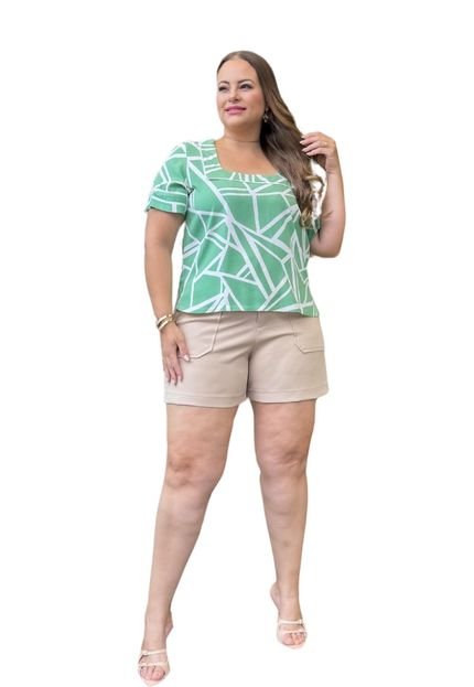 Blusa Plus Size Feminina Decote Quadriculado Estampada  Coral - Marca Predilects Plus