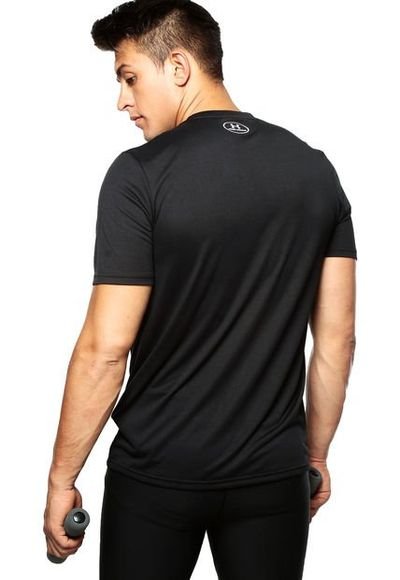 Camiseta negra cheap under armour