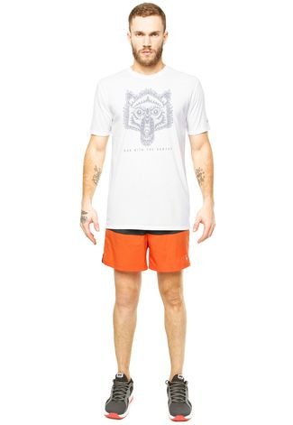Camiseta Nike Hunted Branca