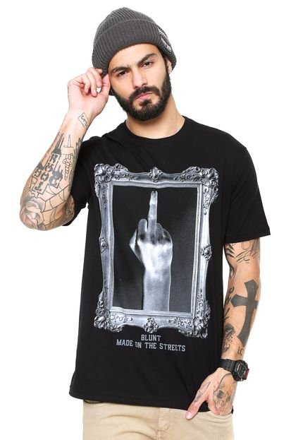 Camiseta Blunt Middle Finger Preta - Marca Blunt