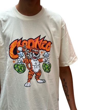 Camiseta Chronic Tiger Boss 3134 - Bege Off  Branco - Marca Chronic420
