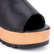 Tamanco Domidona Feminino Plataforma Tratorado Clog Madeira Preto - Marca Domidona