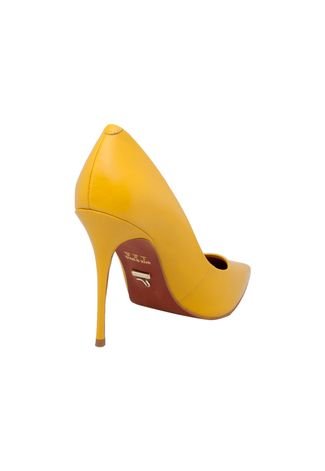 Scarpin Carrano Bico Fino Amarelo Compre Agora Dafiti Brasil