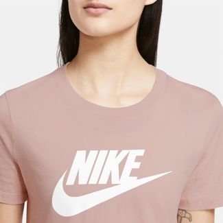 Camiseta Nike Sportswear Essential Feminina - Compre Agora