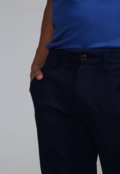 Calça Sarja GAP Chino Lisa Azul-Marinho - Marca GAP