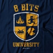 Camiseta 8 Bits University - Azul Marinho - Marca Studio Geek 