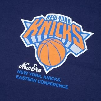 Camiseta New Era Regular New York Knicks Logo History