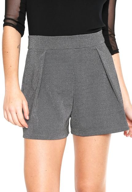 Short Colcci Reto Pregas Prata - Marca Colcci