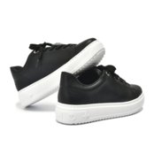 Tenis Flatform Via Marte Preto Branco - Feminino - Marca Via Marte