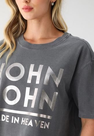 Camiseta Cropped John John Reta Estampa Grafite