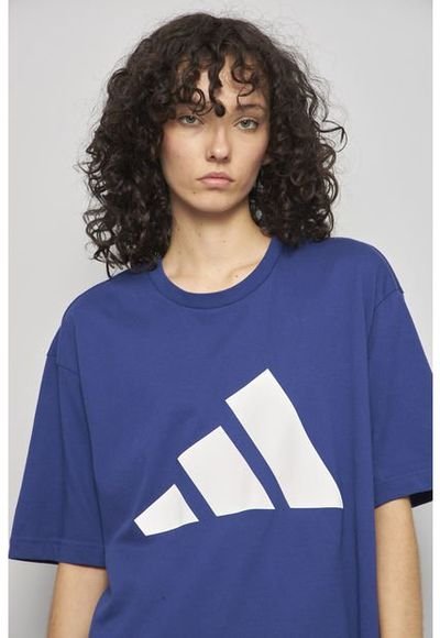 Polera hotsell adidas azul
