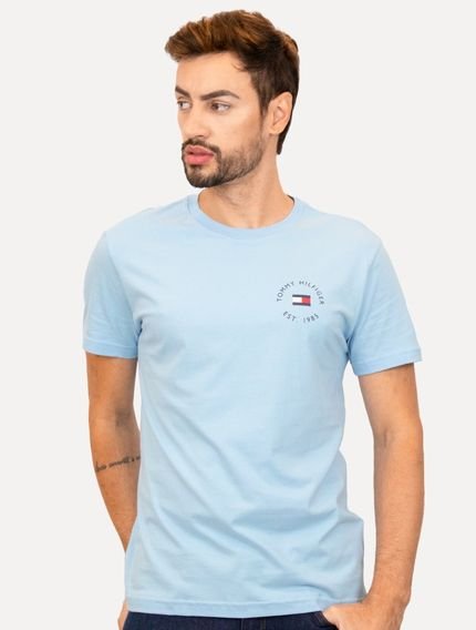 Camiseta Tommy Hilfiger Masculina Roundle Logo Chest Azul Claro - Marca Tommy Hilfiger